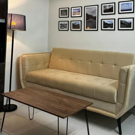 Apartment - Sleeps 2 - Parking - WiFi