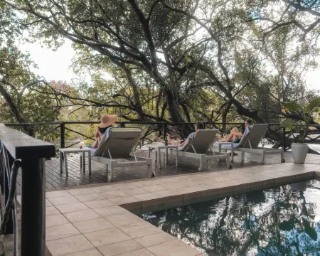 Ichingo Chobe River Lodge by Mantis Hotel a Kasane