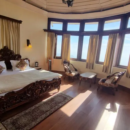 Hotel Padmini NIvas
