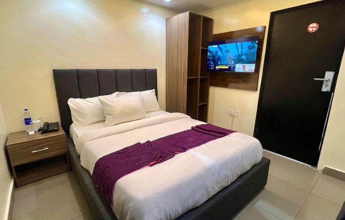 Debayview Hotel