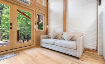 Hidden Hollow - Desirable Ozark Glamping!