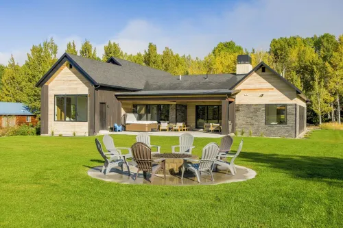 Family Getaway with Private Hot Tub + Near Tetons Sleeps 16