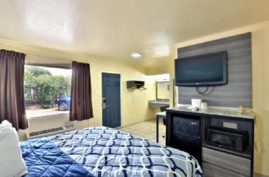 Americas Best Value Inn San Antonio Airport South Hotels near North San Antonio - SAT