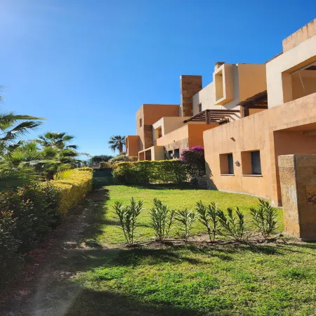 Charming apartment with garden in Almeria