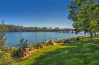 Pleasant Way River Lodge Hotels in Nowra