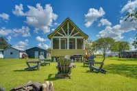 Cozy Couples Retreat w/ Porch on Bayou Teche! - Wifi