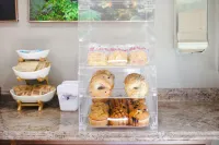 Prospero's Flagship Inn - breakfast