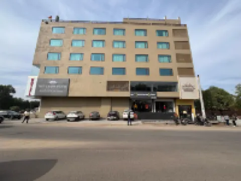 Hotel the Crown Inn Jhunjhunu Hotels in Jhunjhunu