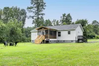 Screened Porch: Family-Friendly St Stephen Retreat - Homestays