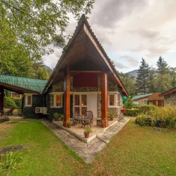 Span Resort & Spa, Manali - A Riverside Resort Отели в г. Бадгран