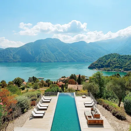 Carefree Retreat With Panoramic Views of Lake Como