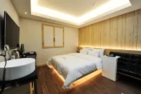 Ulsan Samsan YTT - 3-Star