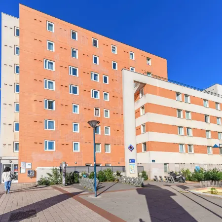 Séjours & Affaires Pantin Charles de Gaulle