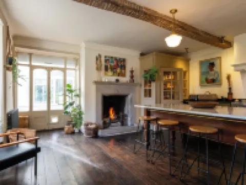 Stunning 8-Bedroom Home in Painswick Hotels in Painswick
