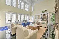 Ocean Club Condo Spectacular View and Beach Access! - Wifi