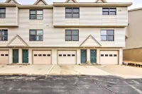 Kitty Hawk Townhome at Sea Dunes - Walk to Beach! - Balkon