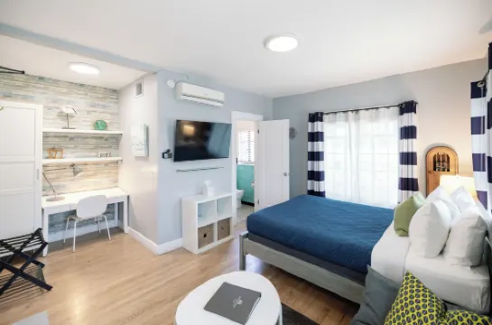 The Historic Broadlind Hotel at Long Beach Convention Center