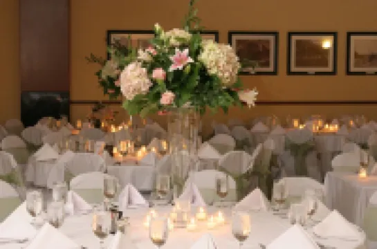 Drury Inn & Suites St. Louis Forest Park