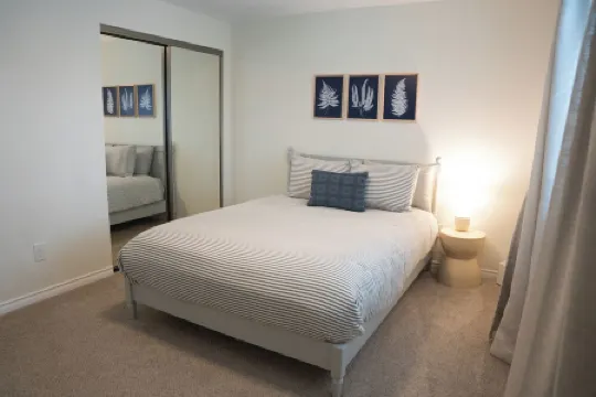 Cozy Eug 2Br on Quiet Street Close to it All!