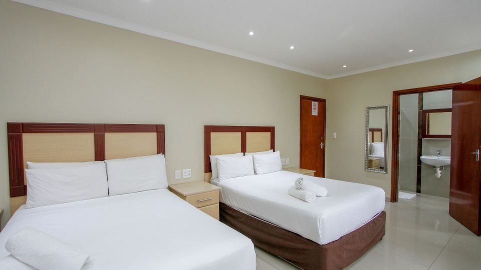 PLM Golden Lodge