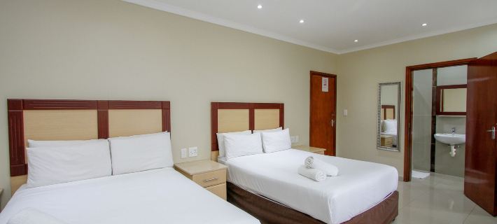 PLM Golden Lodge Отели в г. Береа