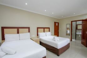 PLM Golden Lodge