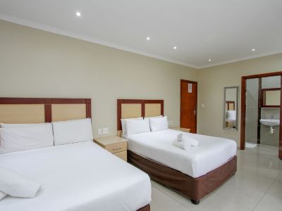 PLM Golden Lodge