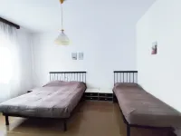 Seaside Apartment With Balcony - 2-Sterne