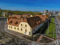 Hotel Bella Hotel in zona Praga 14