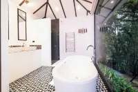 Dantica Cloud Forest Lodge - Hot Tub