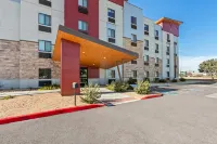 Sonesta Simply Suites Avondale Hotels in Avondale