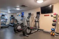 Comfort Inn & Suites Near Burke Mountain - Gym