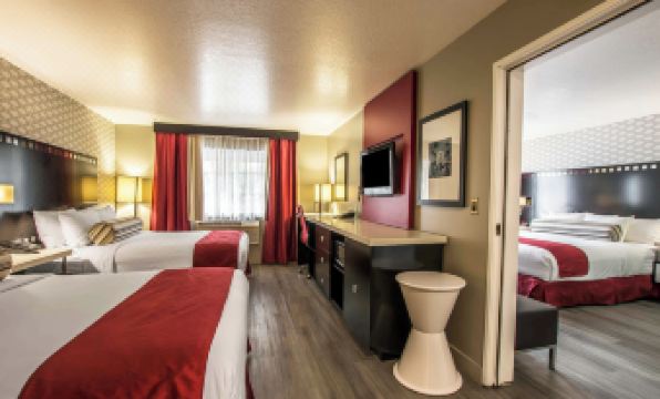 Tilt Hotel Universal-Hollywood, Ascend Hotel Collection