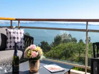 Apartment in Golfe-Juan with Sea Views