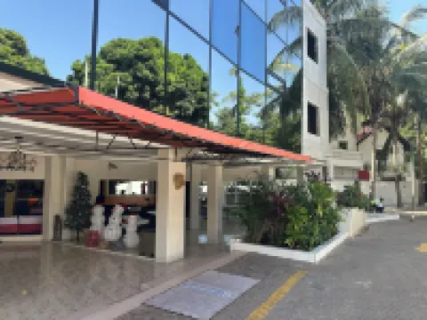 Woodpecker Resort Hotel Hoteles en 