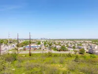 Studio 6 Austin, TX - Airport Hotels in Montopolis