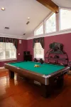 Farmhouse on Beautiful Bison Farm