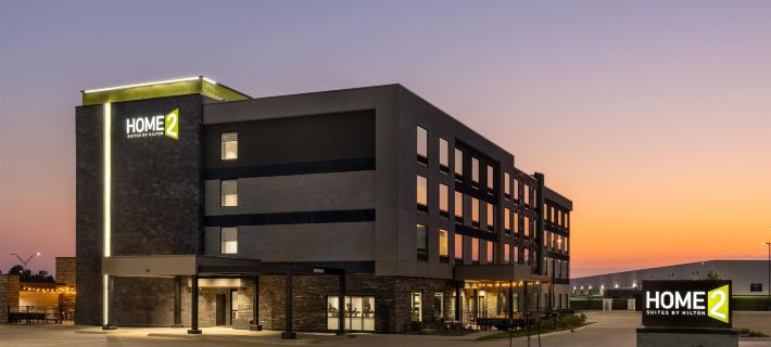 Home2 Suites by Hilton Altoona des Moines Hotele w: Polk County