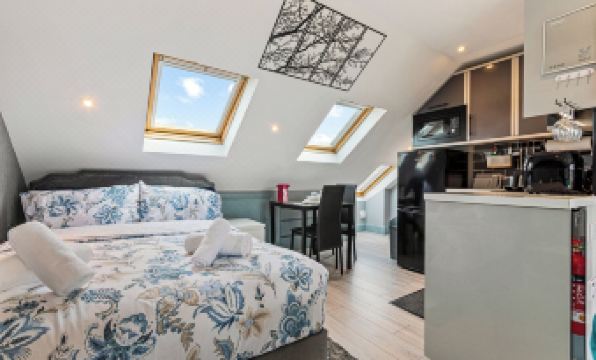 Imperial Inn Apartments