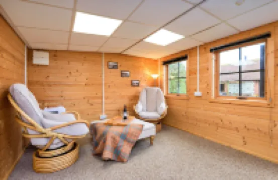 Holiday Home in Kent Near Scenic Parks