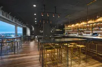 Thompson San Antonio Riverwalk by Hyatt - 5-Star