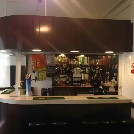 Elmhurst Hotel