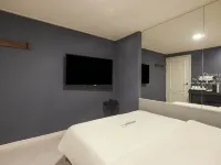 Incheon Bed Station Hotels near Nam-gu