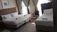 Diphororo Guest House