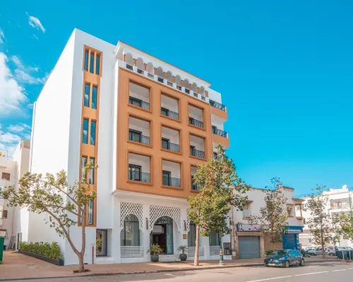 Braat Hotel Отели рядом с достопримечательностью «Инвестиционный фонд CDG»