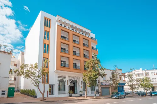 ブラート ホテル