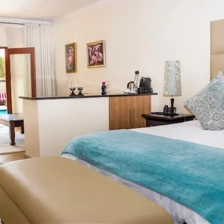 Inn and Out Plus Craighall