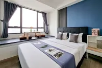Strategic Studio at Apartment Collins Boulevard By Travelio