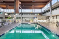 Riverside Hotel & Conference Center