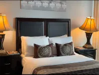 Spacious-Cozy 2Bed Condo in Square Ones Misissauga